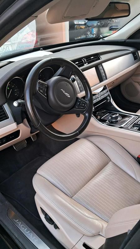Gebraucht Jaguar XF 300 PS (220 kW) 2017 Schwarz Limousine