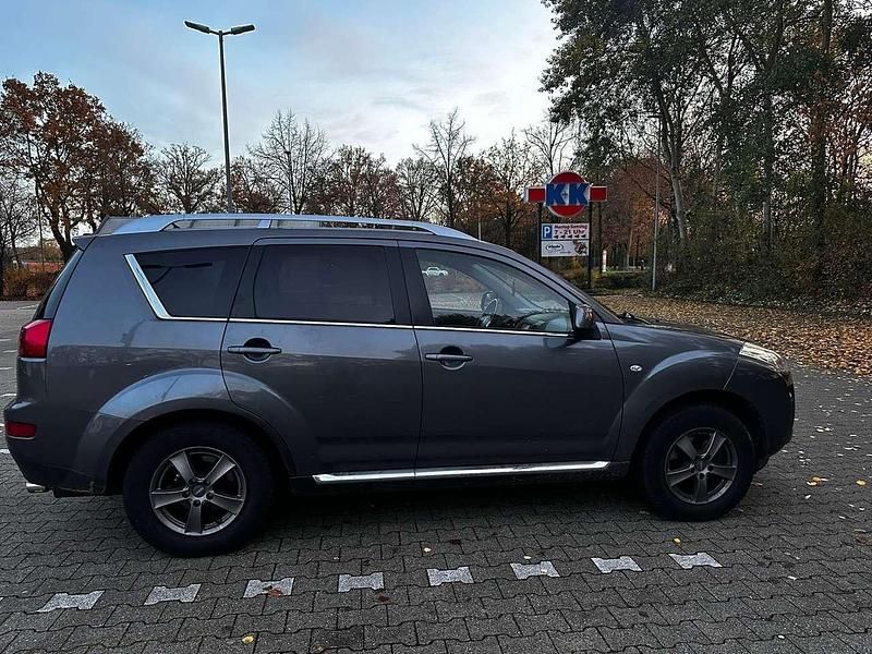 Gebraucht Peugeot 4007 Active 156 PS (114 kW) 2011 Grau SUV