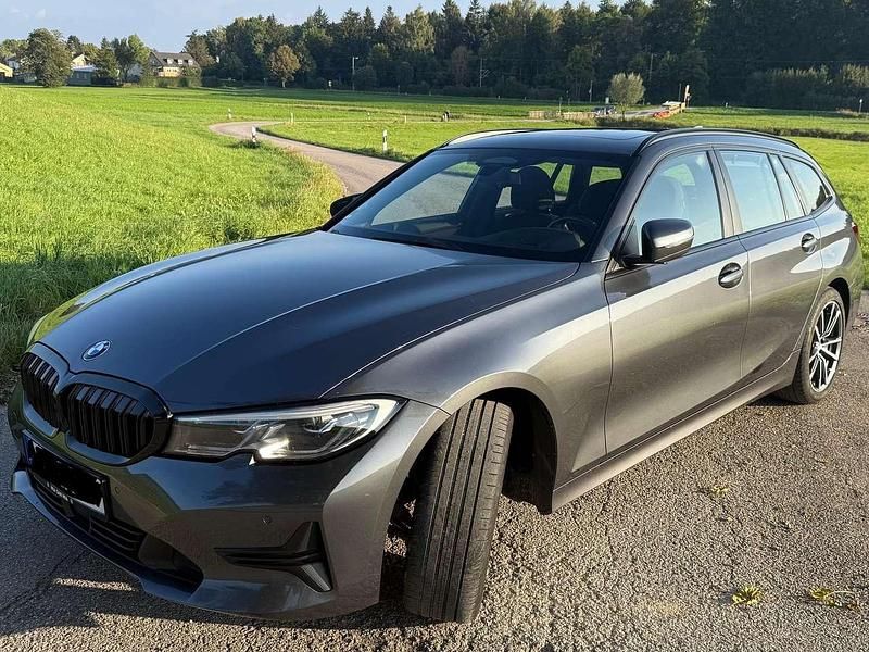 Gebraucht BMW 320 190 PS (139 kW) 2020 Kombi