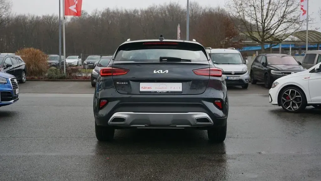 Używany Kia XCeed Vision 141 KM (103 kW) 2022 Szary SUV