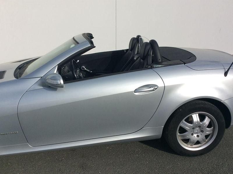 Gebraucht Mercedes SLK200 163 PS (119 kW) 2004 Silber Cabrio