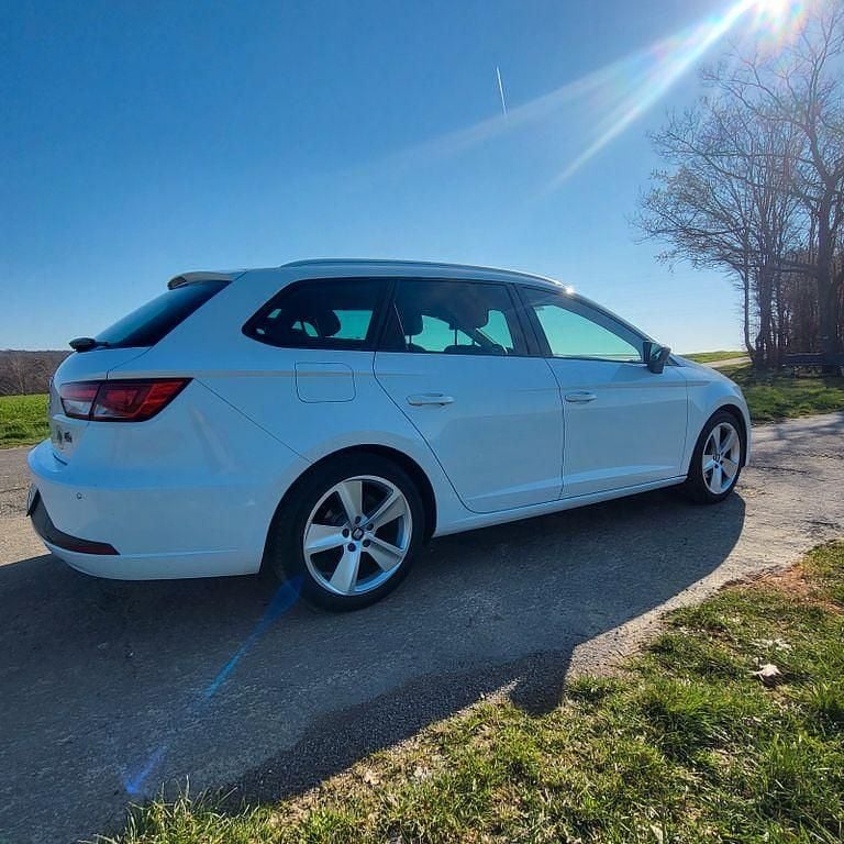 Usado Seat Leon ST FR 150 HP (110 kW) 2015 Branco Carrinha