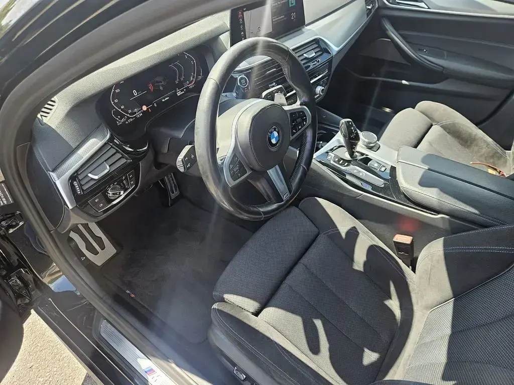 Gebraucht BMW 530 M Sport 265 PS (194 kW) 2020 Schwarz Kombi