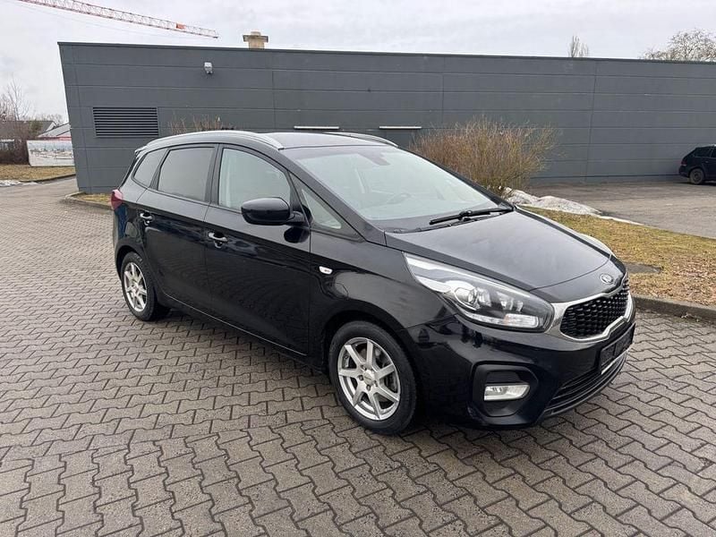 Gebraucht Kia Carens Vision 141 PS (103 kW) 2017 Schwarz Van / Kleinbus