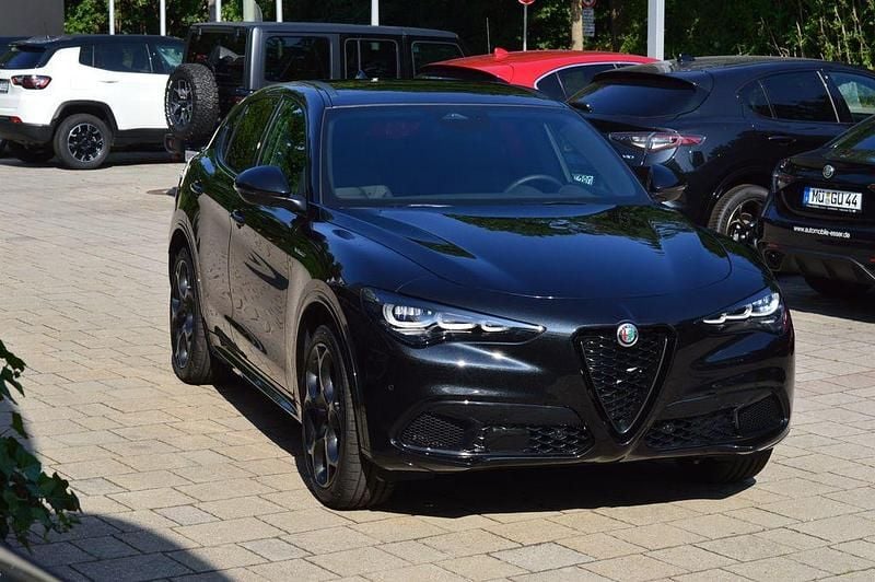 Gebraucht Alfa Romeo Stelvio Veloce 280 PS (205 kW) 2025 Schwarz SUV