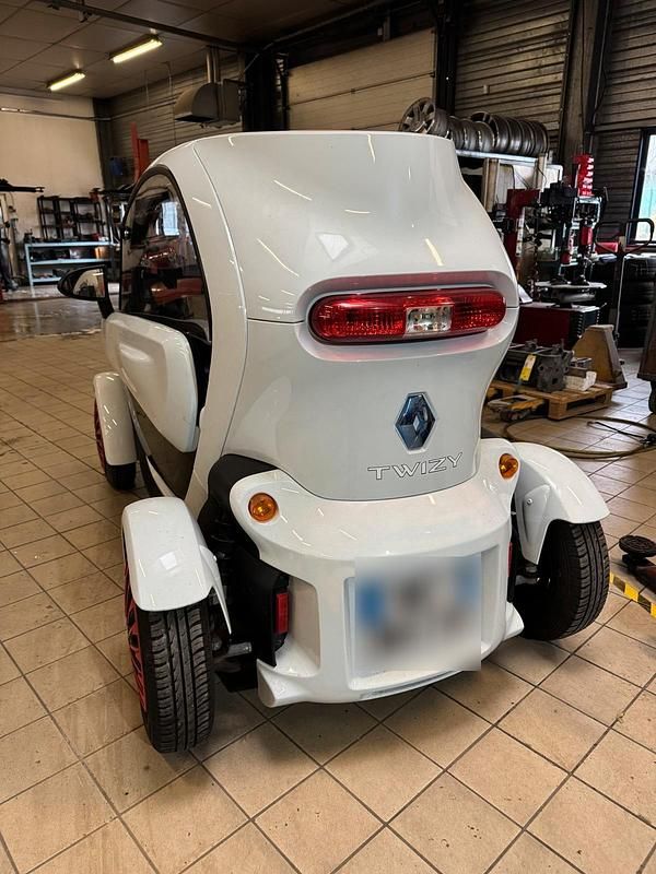 Gebraucht Renault Twizy 12 kW (17 PS) 2012 Weiß Kleinwagen