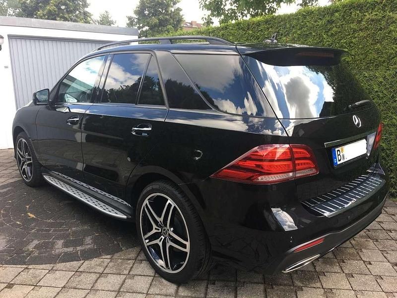 Gebraucht Mercedes GLE500 Exclusive 455 PS (334 kW) 2018 Schwarz SUV