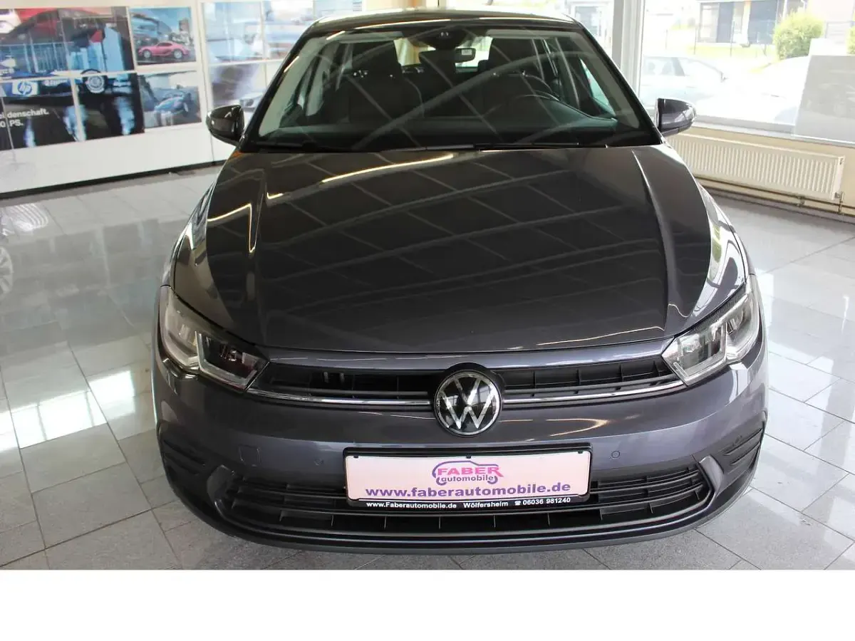 Gebraucht VW Polo Life 95 PS (69 kW) 2022 Rauchgrau metallic Kleinwagen