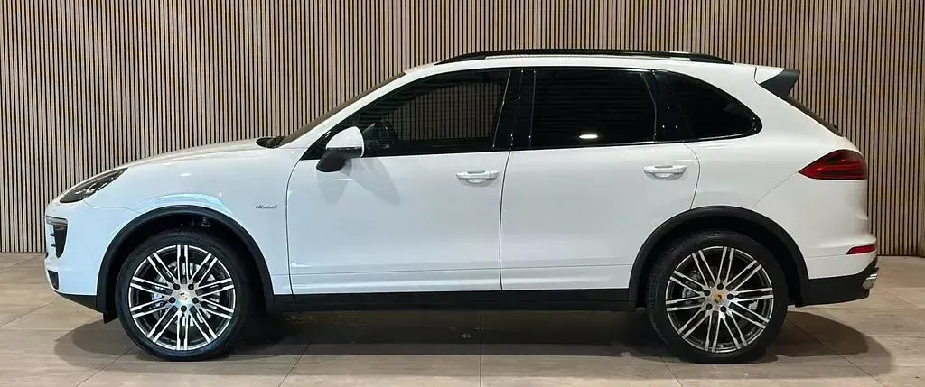 Gebraucht Porsche Cayenne S 385 PS (283 kW) 2014 Weiß SUV