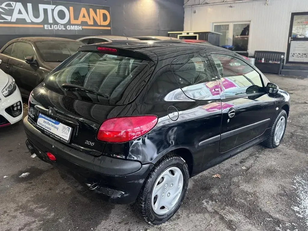 Gebraucht Peugeot 206 109 PS (80 kW) 2001 Schwarz Limousine