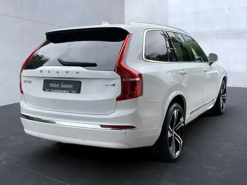 Gebraucht Volvo XC90 Ultimate 235 PS (172 kW) 2024 Weiß SUV