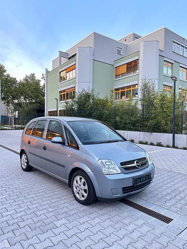Silber Gebraucht 2003 Opel Meriva Van / Kleinbus | 2.350 € (Fairer Preis) - Bild 1/4
