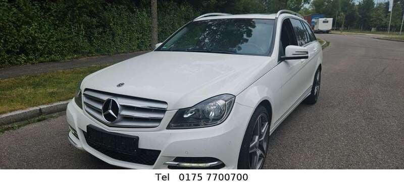 Weiß Gebraucht 2012 Mercedes C220 Avantgarde Kombi | 9.500 € (Guter Preis) - Bild 1/4