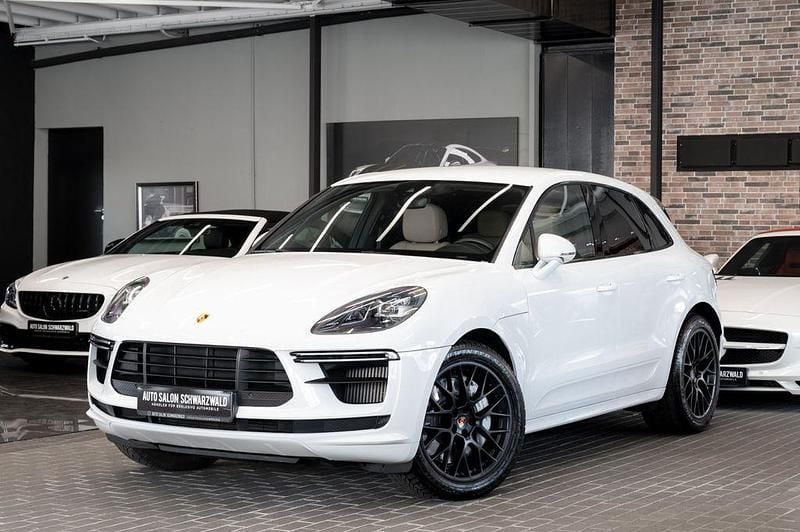 Pure white Gebraucht 2019 Porsche Macan Turbo SUV | 66.990 € (Fairer Preis) - Bild 1/4