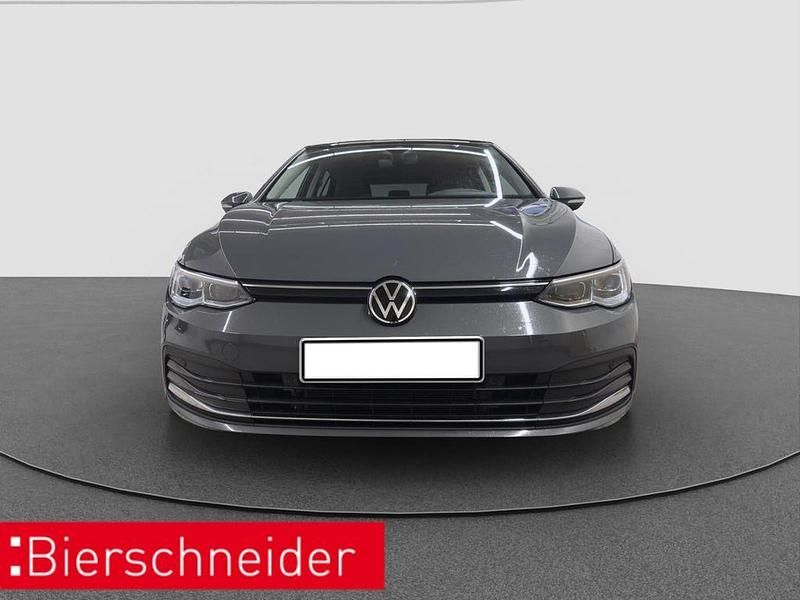 Gebraucht VW Golf VIII Active 150 PS (110 kW) 2022 Grau Limousine