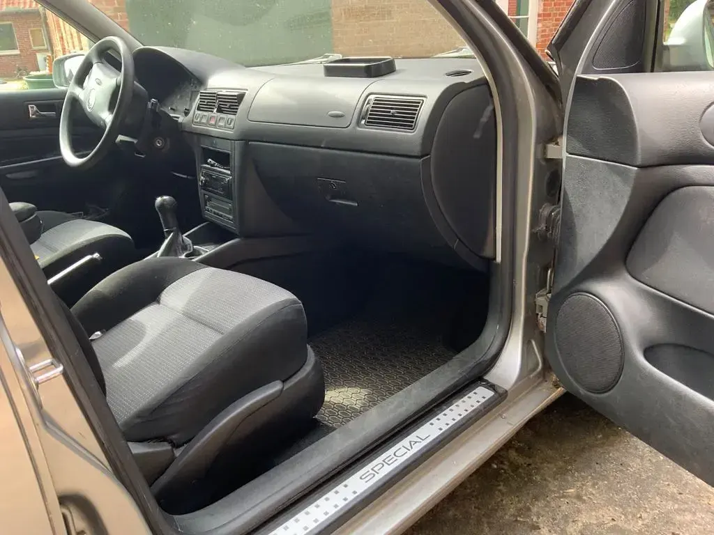 Gebraucht VW Golf IV Basis 75 PS (55 kW) 2002 Grau Kombi