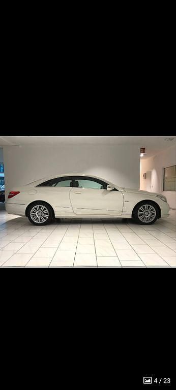 Gebraucht Mercedes E350 292 PS (214 kW) 2010 Weiß Coupé