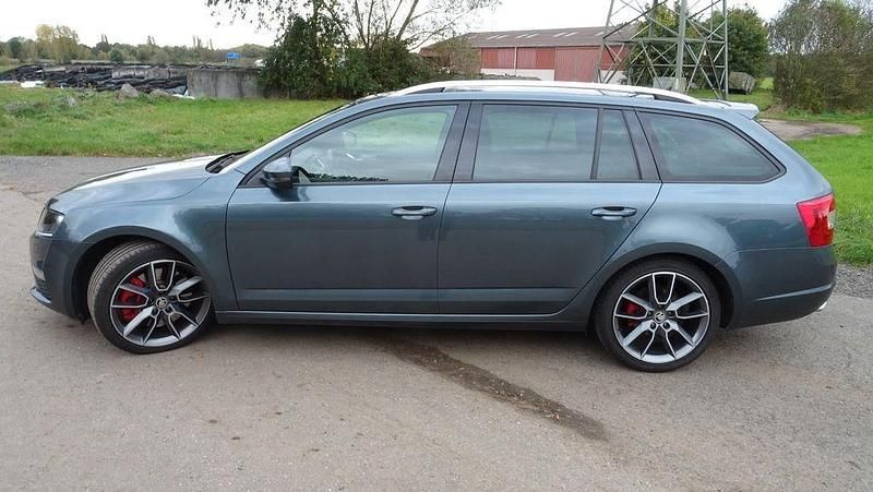 Gebraucht Skoda Octavia RS 220 PS (161 kW) 2016 Grau Kombi