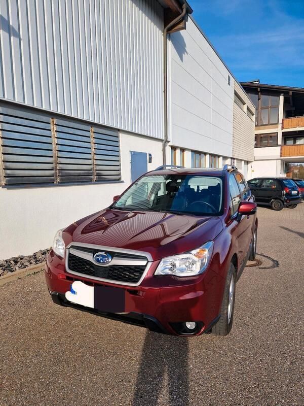 Rot Gebraucht 2014 Subaru Forester SUV | 8.950 € (Guter Preis) - Bild 1/4
