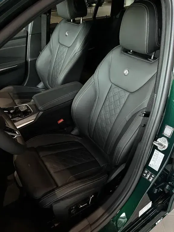 Neu Alpina D3 355 PS (261 kW) 2026 Grün Limousine
