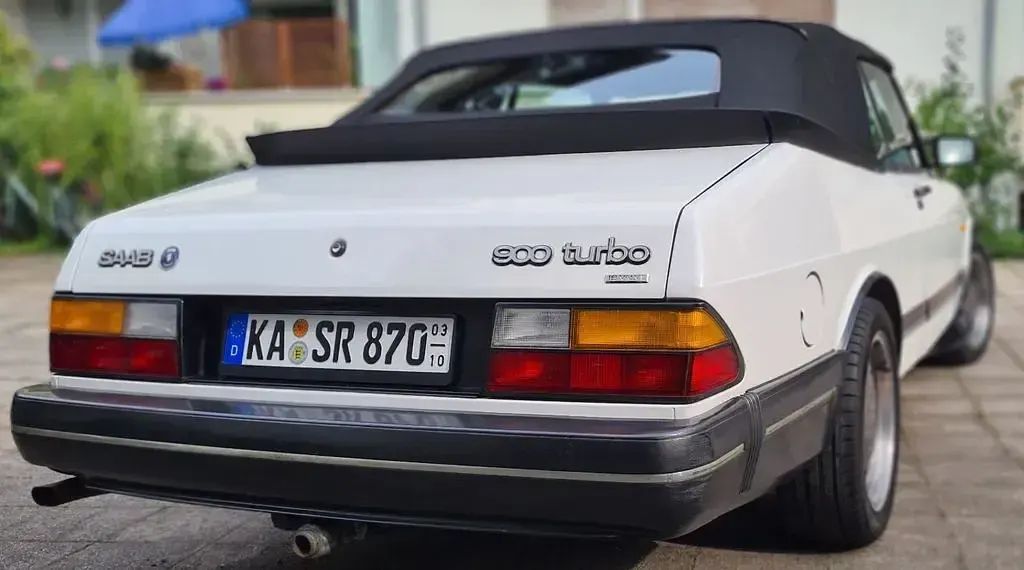 Occasion Saab 900 Cabriolet 160 ch (117 kW) 1990 Blanc Cabriolet