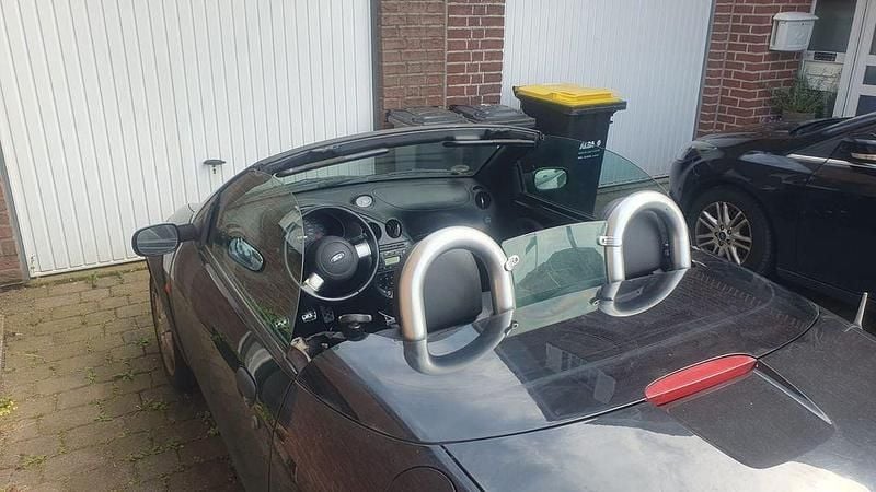 Gebraucht Ford StreetKa 95 PS (69 kW) 2003 Schwarz Cabrio