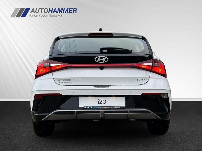 Gebraucht Hyundai i20 Trend 101 PS (74 kW) 2025 Weiß Limousine