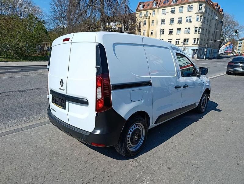 Gebraucht Renault Express Basis 102 PS (75 kW) 2022 Weiß Van / Kleinbus