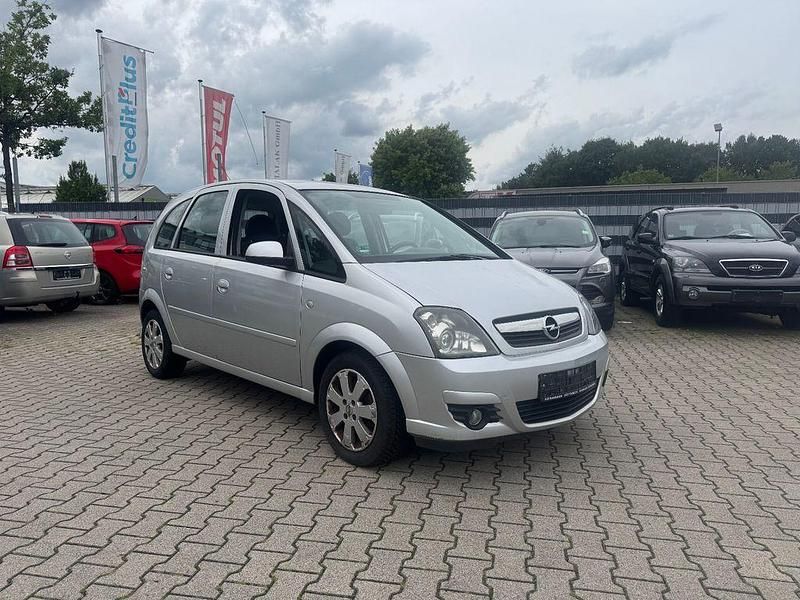 Silber Gebraucht 2008 Opel Meriva Edition Van / Kleinbus | 3.850 € (Etwas zu teuer) - Bild 1/4