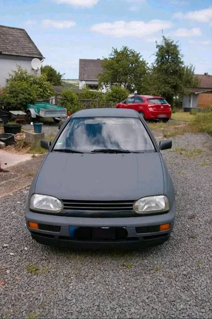 Gebraucht VW Golf III 60 PS (44 kW) 1997 Andere farben Kleinwagen