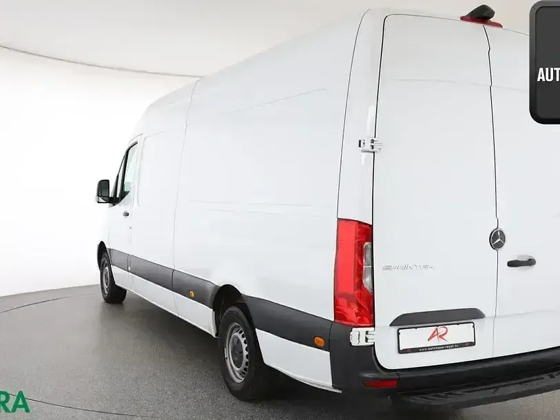 Gebraucht Mercedes Sprinter 150 PS (110 kW) 2023 Weiß Van