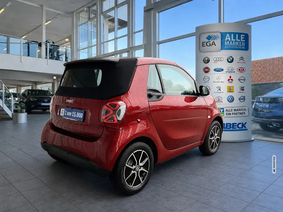 Gebraucht Smart ForTwo Electric Drive Exclusive 60 kW (82 PS) 2024 Rot metallic Cabrio