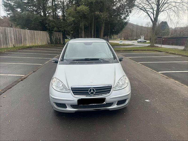 Silber Gebraucht 2004 Mercedes A170 Kleinwagen | 1.450 € (Guter Preis) - Bild 1/4