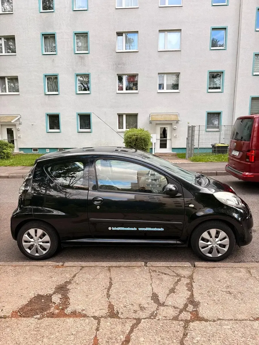 Gebraucht Citroën C1 68 PS (50 kW) 2009 Schwarz Kleinwagen