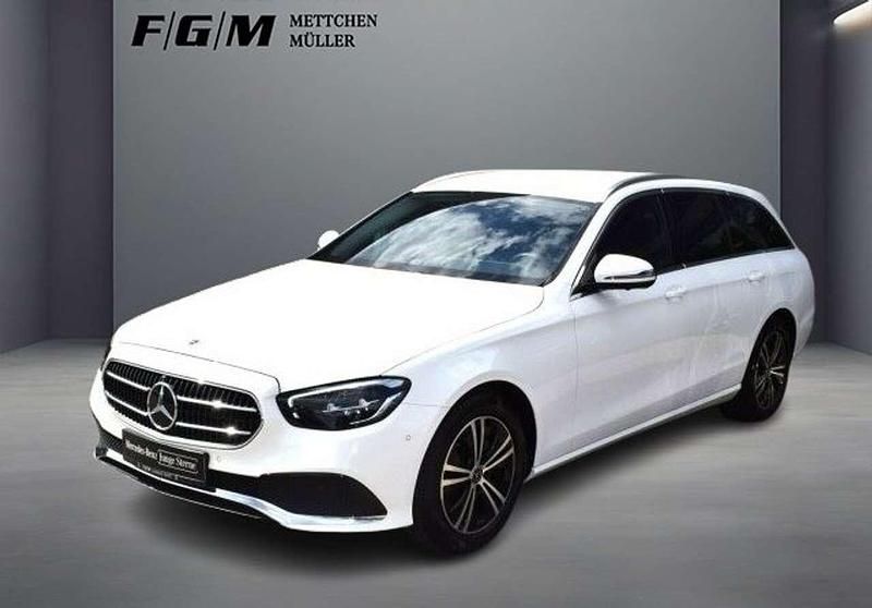 Unilack polarweiß Gebraucht 2024 Mercedes E200 Avantgarde Kombi | 39.870 € (Fairer Preis) - Bild 1/4