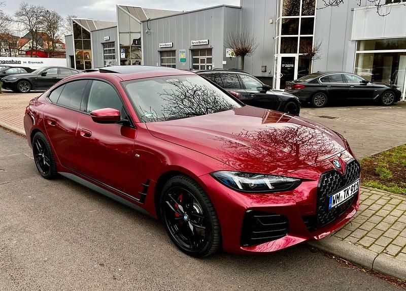 Rot Gebraucht 2024 BMW 430 Gran Coupé Sport Line Coupé | 64.500 € (Etwas zu teuer) - Bild 1/4