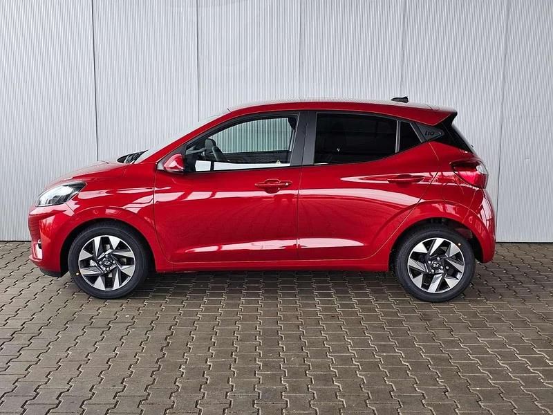 Dragon red Neu 2025 Hyundai i10 Premium Kleinwagen | 20.850 € (Fairer Preis) - Bild 1/4