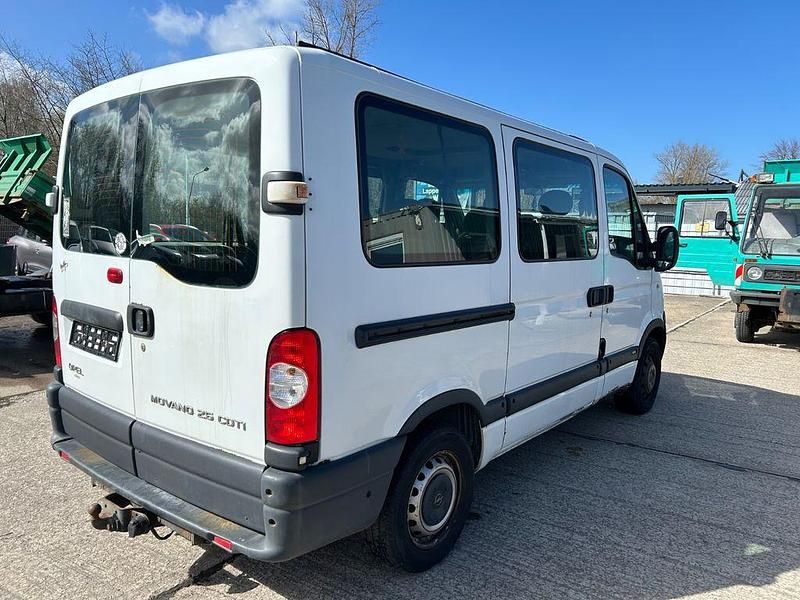 Gebraucht Opel Movano 120 PS (88 kW) 2008 Weiß Van / Kleinbus