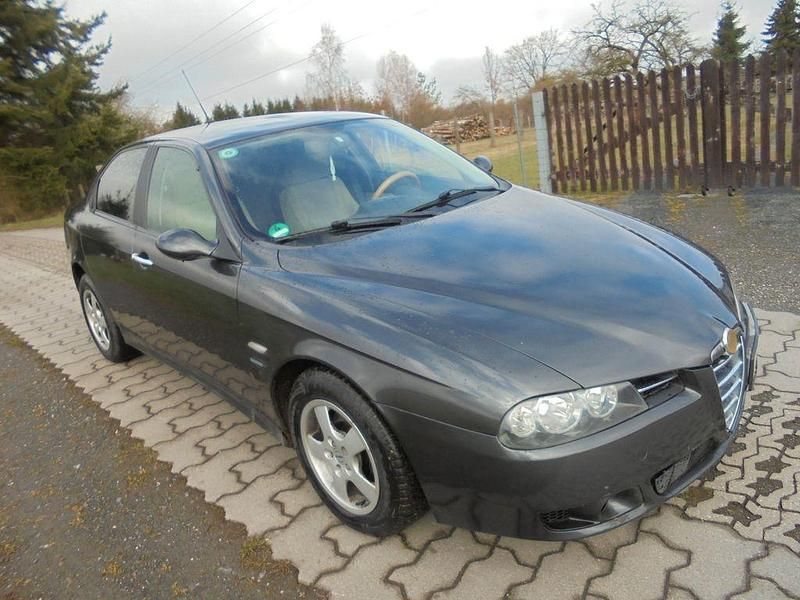 Gebraucht Alfa Romeo 156 Distinctive 140 PS (102 kW) 2004 Grau Limousine