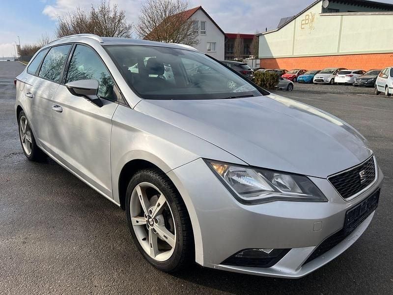 Gebraucht Seat Leon ST Style 150 PS (110 kW) 2014 Silber Kombi