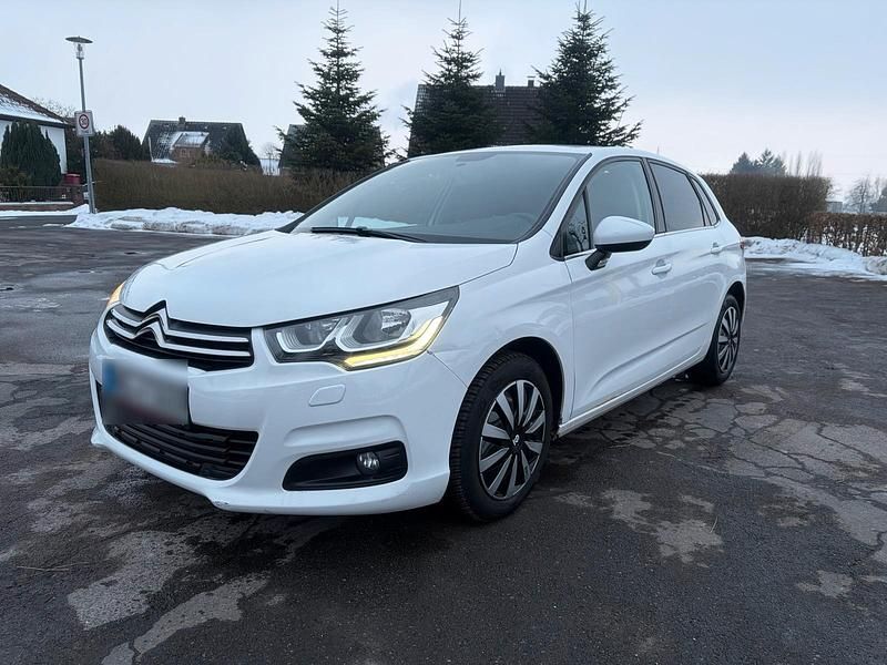 Gebraucht Citroën C4 138 PS (101 kW) 2017 Weiß Limousine
