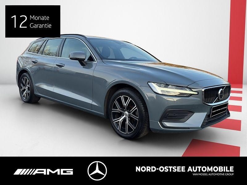 Gebraucht Volvo V60 Core 197 PS (144 kW) 2022 Thunder grey / metallic Kombi