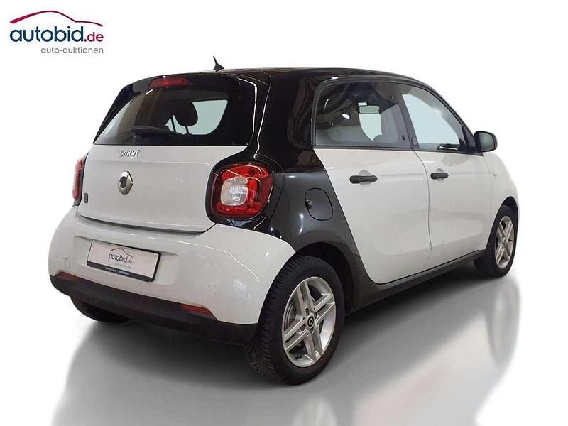 Gebraucht Smart ForFour Electric Drive 60 kW (82 PS) 2022 Weiß Kleinwagen