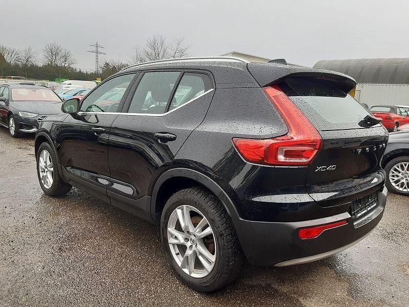 Gebraucht Volvo XC40 Inscription 129 PS (94 kW) 2021 Schwarz SUV