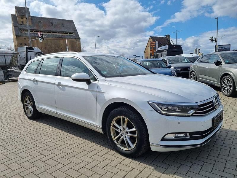 Usata VW Passat 190 CV (139 kW) 2019 Bianco Berlina