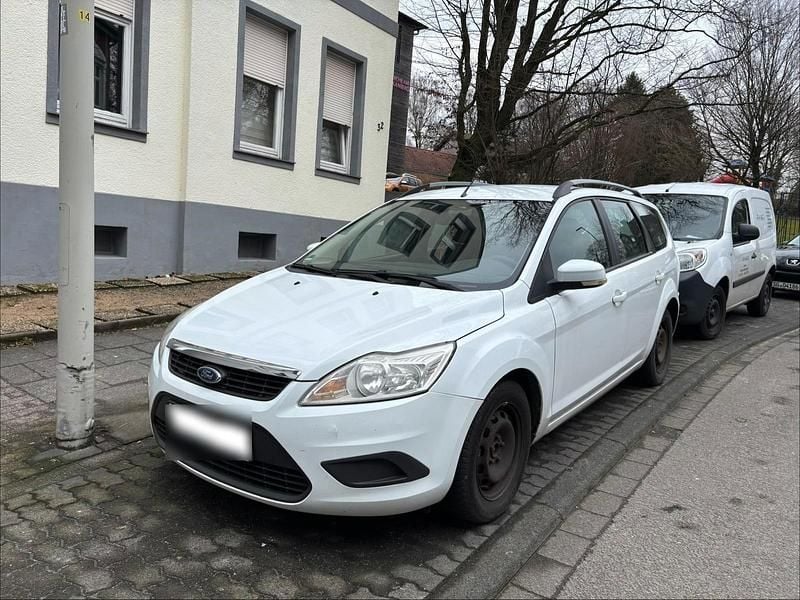 Gebraucht Ford Focus 109 PS (80 kW) 2009 Weiß Kombi