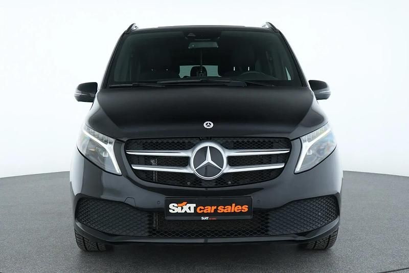 Gebraucht Mercedes V300 237 PS (174 kW) 2024 Schwarz Van / Kleinbus
