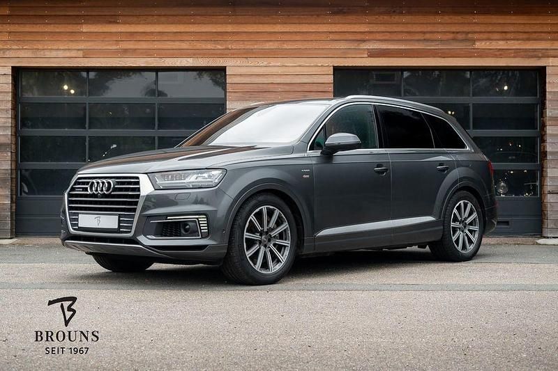 Gebraucht Audi Q7 Sport 258 PS (189 kW) 2016 Grau SUV
