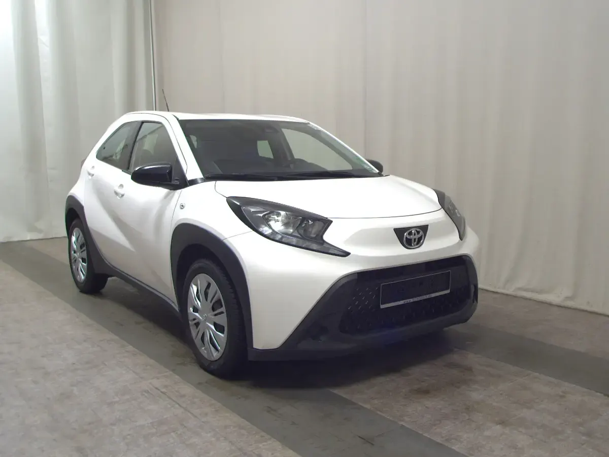 Gebraucht Toyota Aygo 72 PS (52 kW) 2022 Weiss