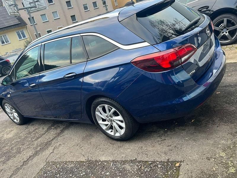 Gebraucht Opel Astra Elegance 131 PS (96 kW) 2020 Blau Kombi